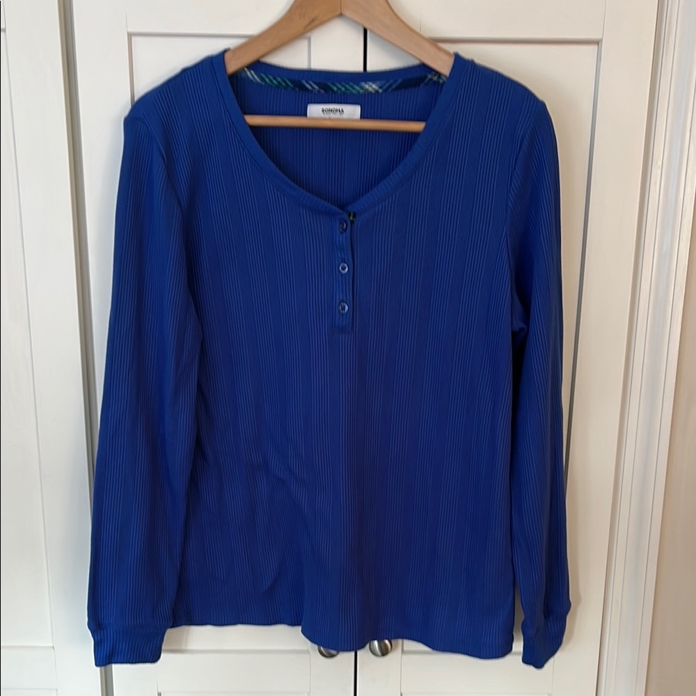 3/$10 Royal Blue Henley top